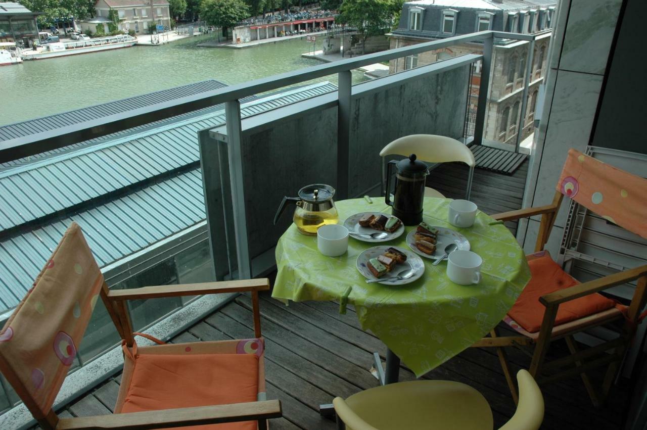 Quai De La Seine Paris Exterior photo